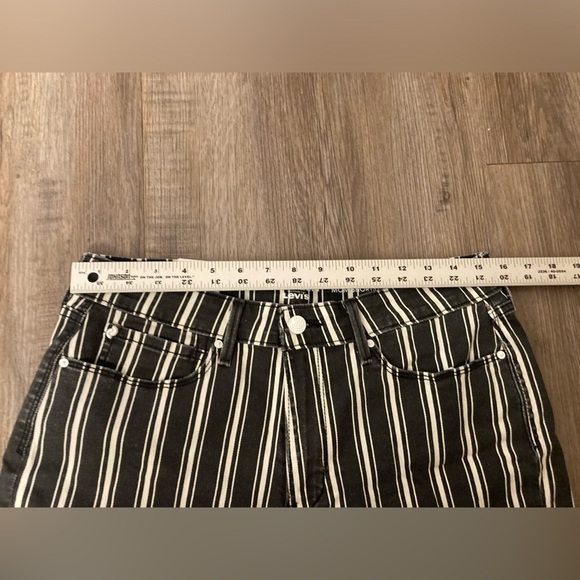 Levi’s Denizen Mom Shorts black white striped 11 NWT - Picture 5 of 8